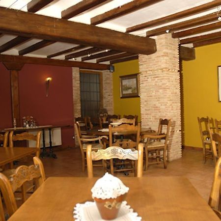 Parador De Santa Rita Molina de Aragon Exterior foto